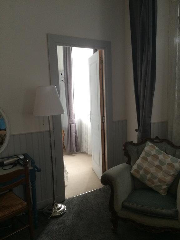 Le Petit Dragon Rouge Hotel Miers Eksteriør billede